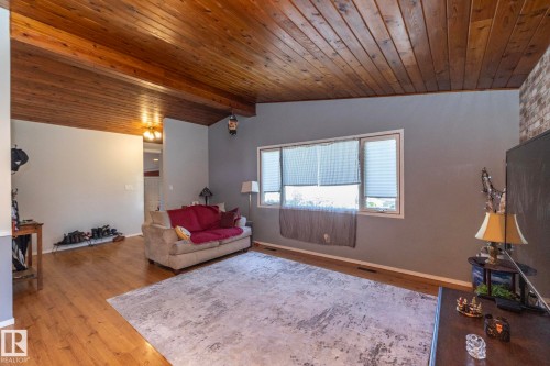 3608 44 Street, Leduc, AB - Indoor
