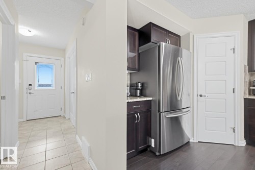 13536 164 Avenue Nw, Edmonton, AB - Indoor