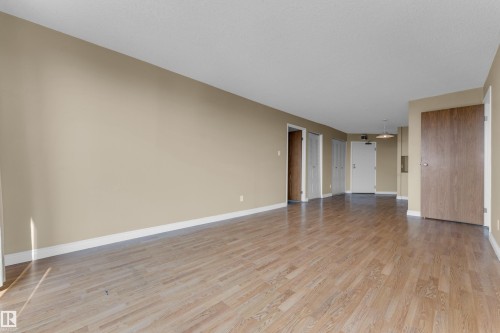 #608 10149 Saskatchewan Dr Nw, Edmonton, AB - Indoor Photo Showing Other Room