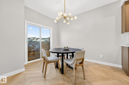 8297 Kiriak Loop Sw, Edmonton, AB - Indoor Photo Showing Dining Room