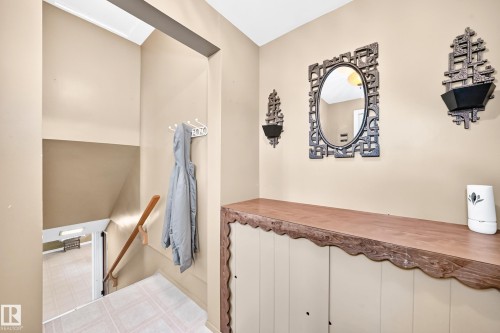 11917 53 Street Nw, Edmonton, AB - Indoor Photo Showing Other Room