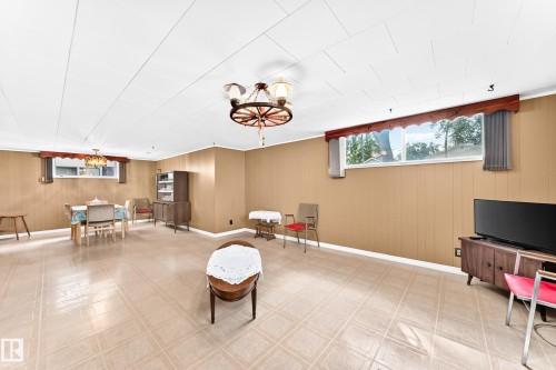 11917 53 Street Nw, Edmonton, AB - Indoor Photo Showing Other Room