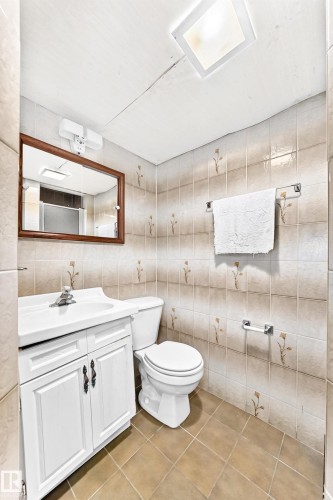 11917 53 Street Nw, Edmonton, AB - Indoor Photo Showing Bathroom