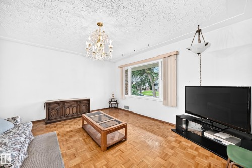 11917 53 Street Nw, Edmonton, AB - Indoor Photo Showing Other Room