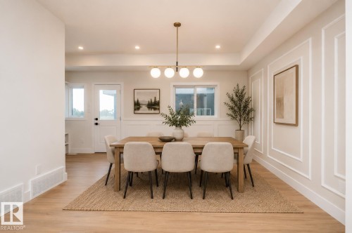 432 Robinson Boulevard, Leduc, AB - Indoor Photo Showing Dining Room