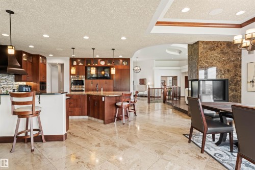 188 Windermere Drive Nw, Edmonton, AB - Indoor