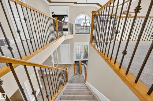 7111 169 Avenue Nw, Edmonton, AB - Indoor Photo Showing Other Room