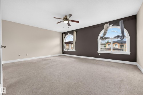 7111 169 Avenue Nw, Edmonton, AB - Indoor Photo Showing Other Room