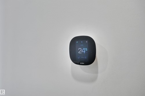 #410 11503 76 Av Nw, Edmonton, AB - Indoor