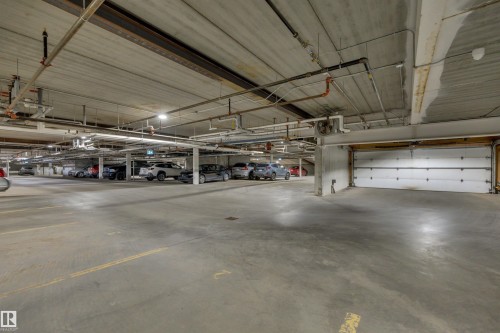 #410 11503 76 Av Nw, Edmonton, AB - Indoor Photo Showing Garage