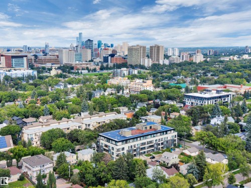 View of DOWNTOWN from the rooftop - #410 11503 76 Av Nw, Edmonton, AB - Outdoor With View