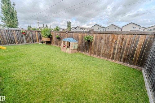 5420 162B Avenue Nw, Edmonton, AB - Outdoor With Backyard