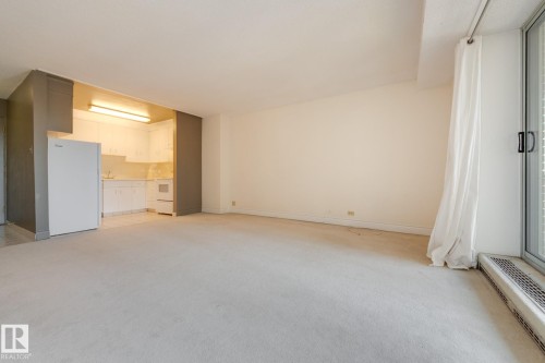 #207 12207 Jasper Av Nw, Edmonton, AB - Indoor