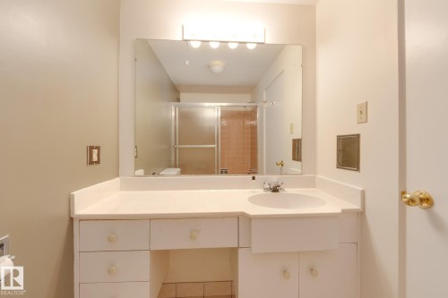 #207 12207 Jasper Av Nw, Edmonton, AB - Indoor Photo Showing Bathroom