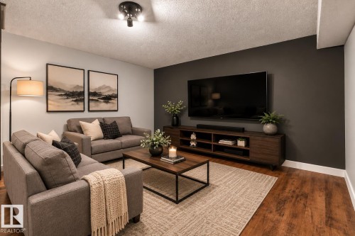 10 Douglas Crescent, Leduc, AB - Indoor Photo Showing Living Room
