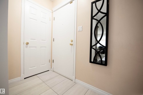 #118 16344 109 St Nw, Edmonton, AB - Indoor Photo Showing Other Room