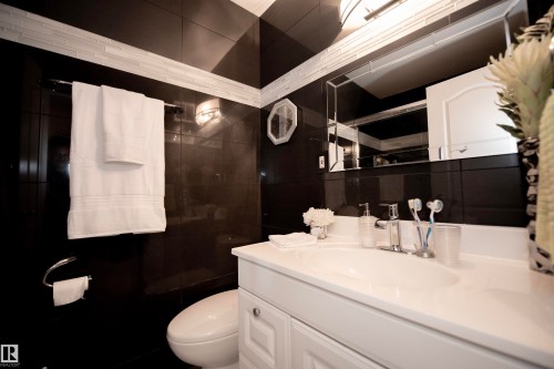 #118 16344 109 St Nw, Edmonton, AB - Indoor Photo Showing Bathroom