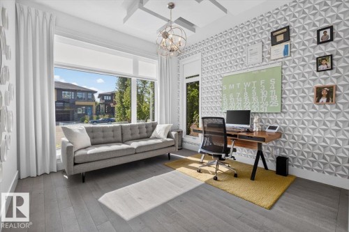 1123 Wahl Place Nw, Edmonton, AB - Indoor Photo Showing Living Room