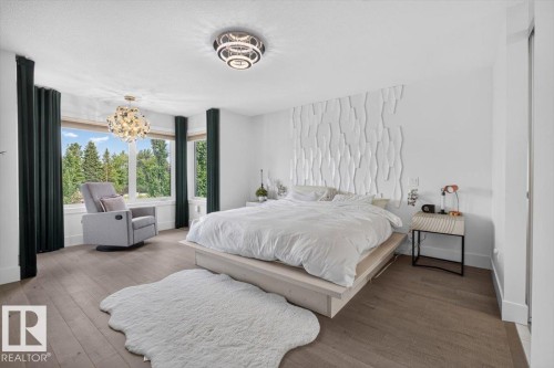 1123 Wahl Place Nw, Edmonton, AB - Indoor Photo Showing Bedroom