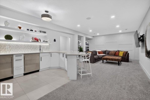 1123 Wahl Place Nw, Edmonton, AB - Indoor