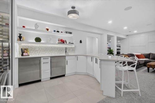 1123 Wahl Place Nw, Edmonton, AB - Indoor