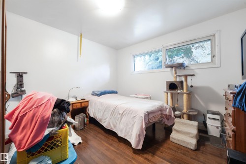 4906 50 Avenue, Lamont, AB - Indoor Photo Showing Bedroom