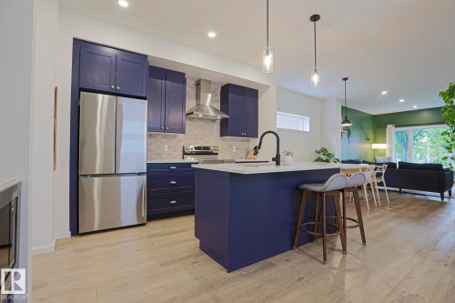 12020 125 Street Nw, Edmonton, AB - Indoor Photo Showing Kitchen With Upgraded Kitchen