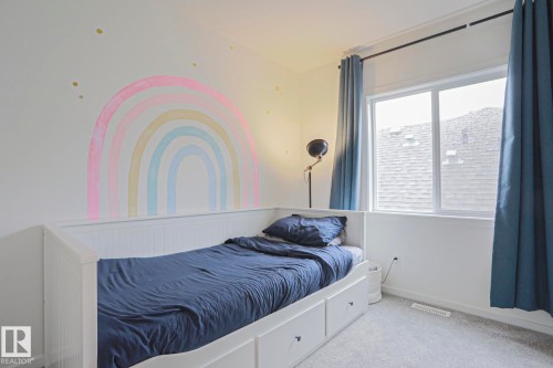 12020 125 Street Nw, Edmonton, AB - Indoor Photo Showing Bedroom