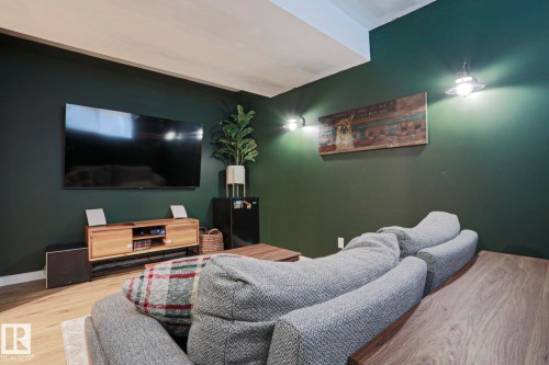 12020 125 Street Nw, Edmonton, AB - Indoor
