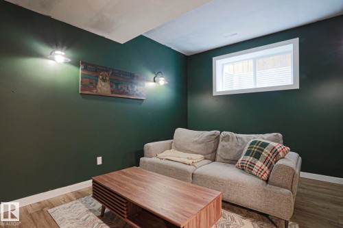 12020 125 Street Nw, Edmonton, AB - Indoor
