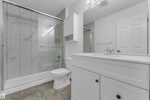 1545 49A Street Nw, Edmonton, AB - Indoor Photo Showing Bathroom