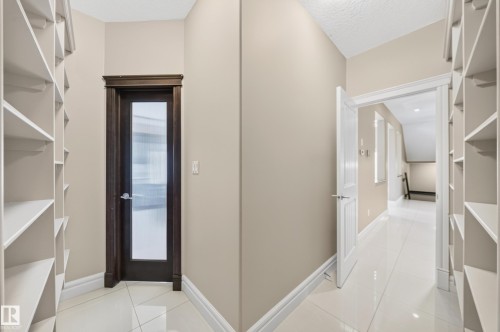 7103 168 Avenue Nw, Edmonton, AB - Indoor Photo Showing Other Room