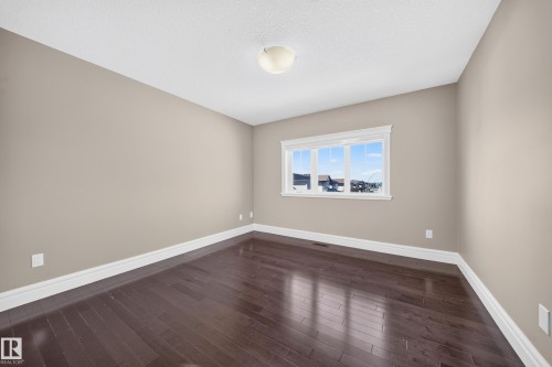 7103 168 Avenue Nw, Edmonton, AB - Indoor Photo Showing Other Room