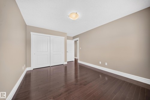 7103 168 Avenue Nw, Edmonton, AB - Indoor Photo Showing Other Room