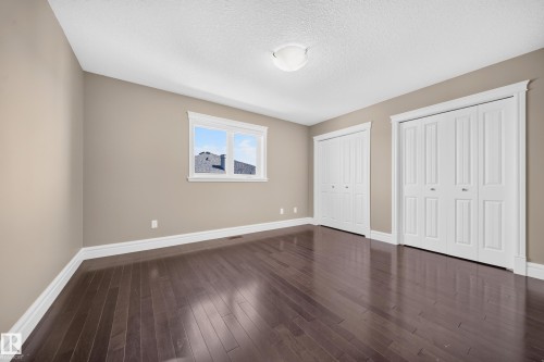 7103 168 Avenue Nw, Edmonton, AB - Indoor Photo Showing Other Room