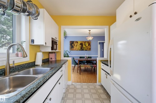 11635 126 Street Nw, Edmonton, AB - Indoor Photo Showing Kitchen With Double Sink