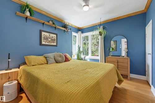 11635 126 Street Nw, Edmonton, AB - Indoor Photo Showing Bedroom