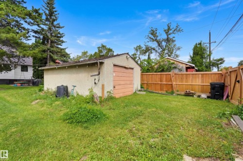 11635 126 Street Nw, Edmonton, AB - Outdoor
