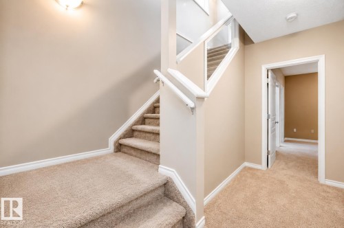 #59 3010 33 Av Nw, Edmonton, AB - Indoor Photo Showing Other Room