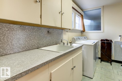 9511 141 St Nw, Edmonton, AB 