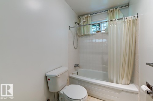 9511 141 St Nw, Edmonton, AB 
