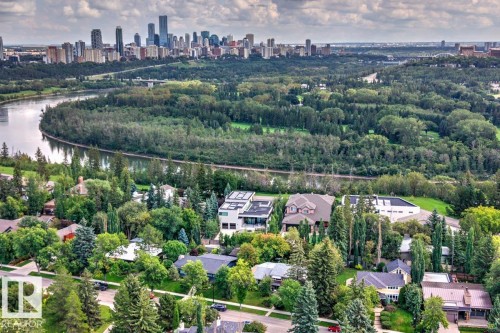 9511 141 St Nw, Edmonton, AB 