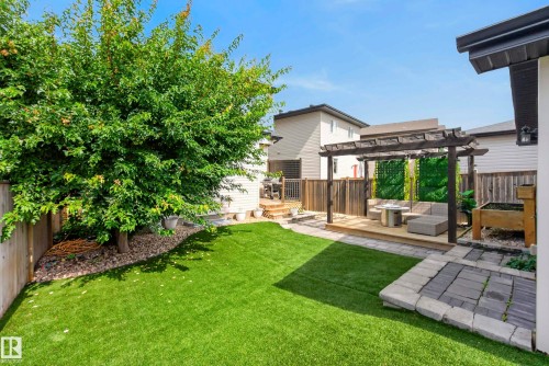 21711 99 Avenue Nw, Edmonton, AB - Outdoor With Backyard