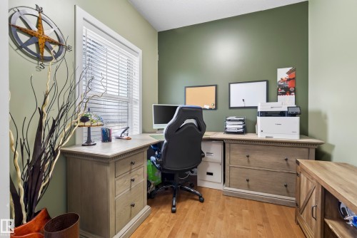 21711 99 Avenue Nw, Edmonton, AB - Indoor Photo Showing Office