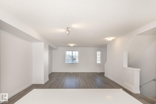 3607 James Mowatt Trail Sw, Edmonton, AB - Indoor Photo Showing Other Room