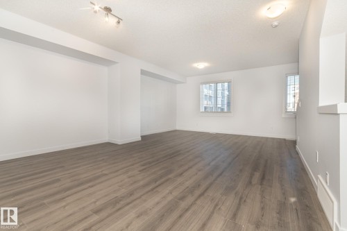 3607 James Mowatt Trail Sw, Edmonton, AB - Indoor Photo Showing Other Room