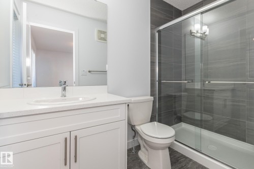 3607 James Mowatt Trail Sw, Edmonton, AB - Indoor Photo Showing Bathroom