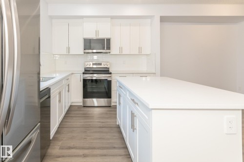 3607 James Mowatt Trail Sw, Edmonton, AB - Indoor Photo Showing Kitchen With Upgraded Kitchen