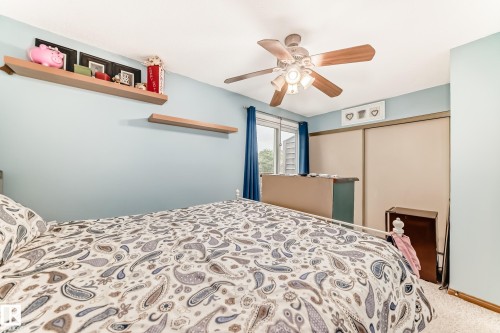 3151 139 Avenue Nw, Edmonton, AB - Indoor Photo Showing Bedroom