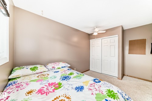 3151 139 Avenue Nw, Edmonton, AB - Indoor Photo Showing Bedroom